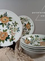 7 assiettes creuses fleurs porcelaine Sologne, années 80