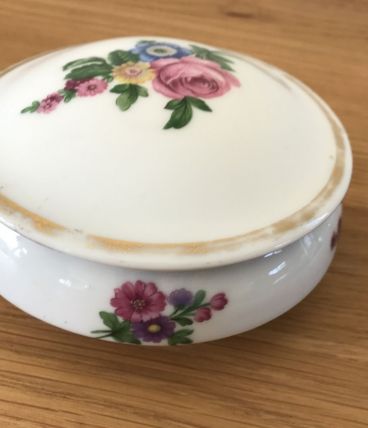 Bonbonnière en faïence vintage, à fleurs, liseré doré