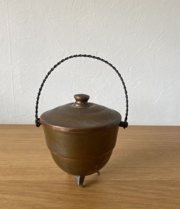 Mini chaudron en cuivre vintage avec anse et couvercle