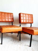 Paire de chauffeuses en skaï fauve vintage 1960