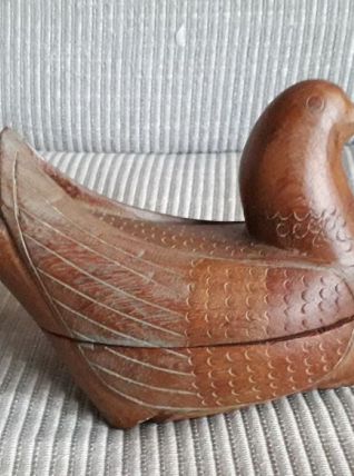 Oiseau ancien en bois sculpté