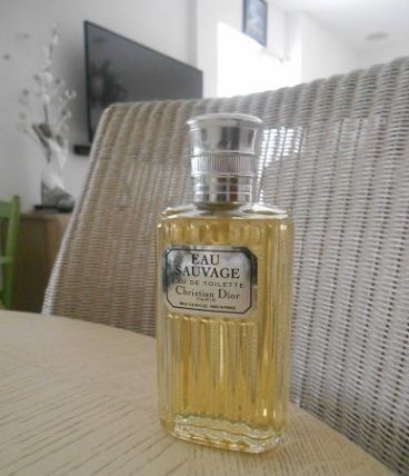 Flacon FACTICE 100ml  vintage  "  EAU SAUVAGE de DIOR "