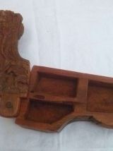 coffret en bois artisanal avec compartiments