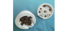 2 interrupteurs électriques en porcelaine , vintage