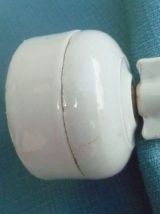 2 interrupteurs électriques en porcelaine , vintage