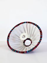 Petite lampe ancienne pied en bois peint et abat-jour imprim