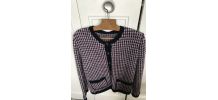 GILET TRICOTE A LA MAIN 
