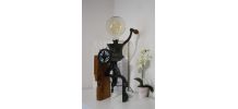 Lampe artisanale à télécommande recyclage hachoir mécanique