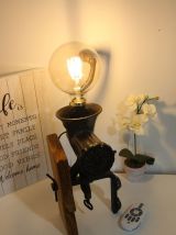 Lampe artisanale à télécommande recyclage hachoir mécanique