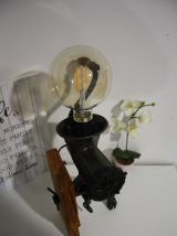 Lampe artisanale à télécommande recyclage hachoir mécanique