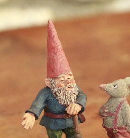 ancienne figurine gnome d'egbert 