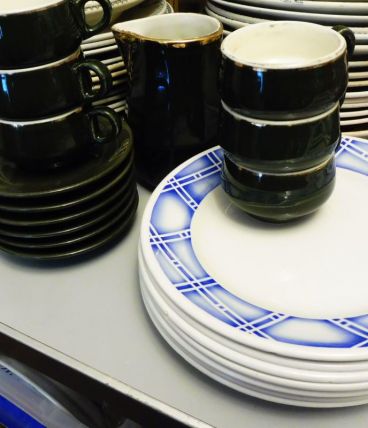 ensemble pour jch1953 service assiettes et café