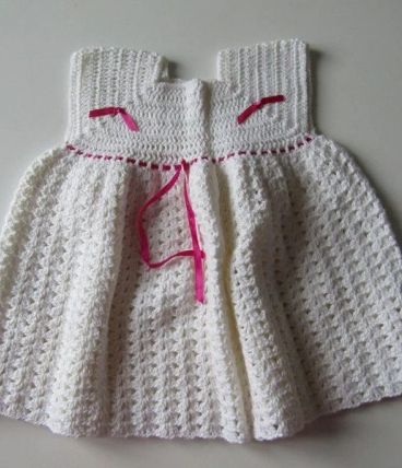 Robe au crochet pour bébé de 1/2 ans