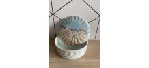 Boite en porcelaine