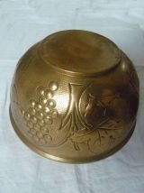 cache pot , vintage métal doré