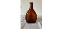 Belle bouteille pichet verre ambré 