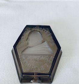 Cendrier publicitaire     Dom Pérignon en verre