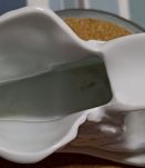 Cendrier bottine en porcelaine blanche  