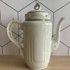 Cafetière en porcelaine début XXème