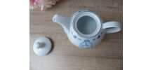 Ensemble Petit Déjeuner Romantique Théière Egoïste Deux Tass