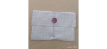 pochette crème brillante souple