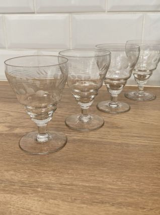 Set de 4 verres à vin sur pied court