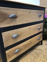 Commode campagnarde noire et bois 