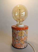 Lampe vintage chevet salon bureau boîte en fer "Fleur orange
