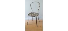 Chaise ancienne décoration florale balcon jardin