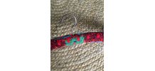 lot de deux cintres  recouvert de laine au crochet