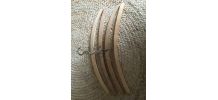 Lot de 4 cintres en bois brut