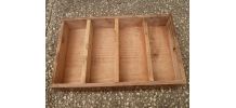 Casier en bois atelier , vintage