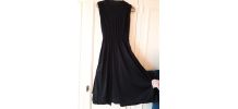 Petite robe noire vintage à strass