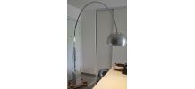 Lampadaire arc pied en marbre