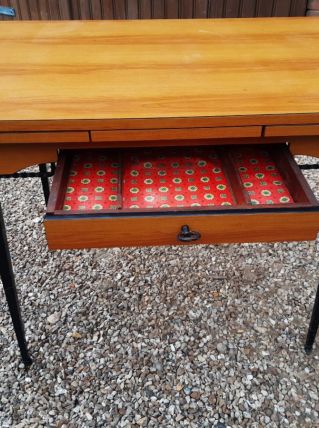 Ensemble table et chaises 