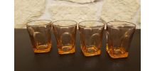 Lot de 4 verres roses vintage base carrée