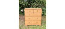 Commode Anglaise en pin massif époque XIXe. 