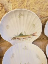 Set de 9 assiettes forme coquillage en porcelaine 