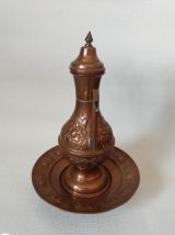 Verseuse décorative en cuivre. Origine Turquie années 70-80