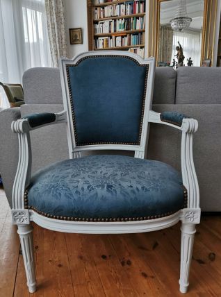 Fauteuil style Louis XVI
