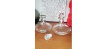 Ensemble de 2 petites carafes à liqueur de forme sphérique