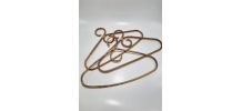 Lot de 5 cintres en rotin