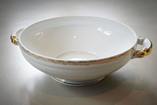Soupière en porcelaine