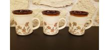 3 mugs vintage BILTONS
