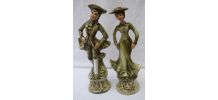 Une paire de statuette en barbotine (XXème)