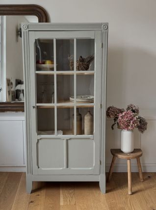 Vitrine parisienne vintage