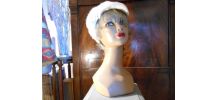 CASQUETTE BONNET BENETTON BLANC CREME T M NEUF ETIQUETTES TI