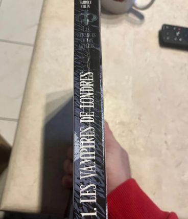 Les Étranges Sœurs Wilcox - Tome 1 : Les Vampires de Londres