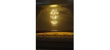 Lampe réalisée avec un ancien poste radio