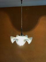 Suspension Opaline à festons